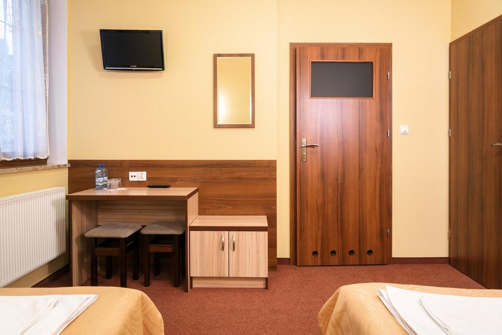 Vera Hotel Sulechów Стая снимка