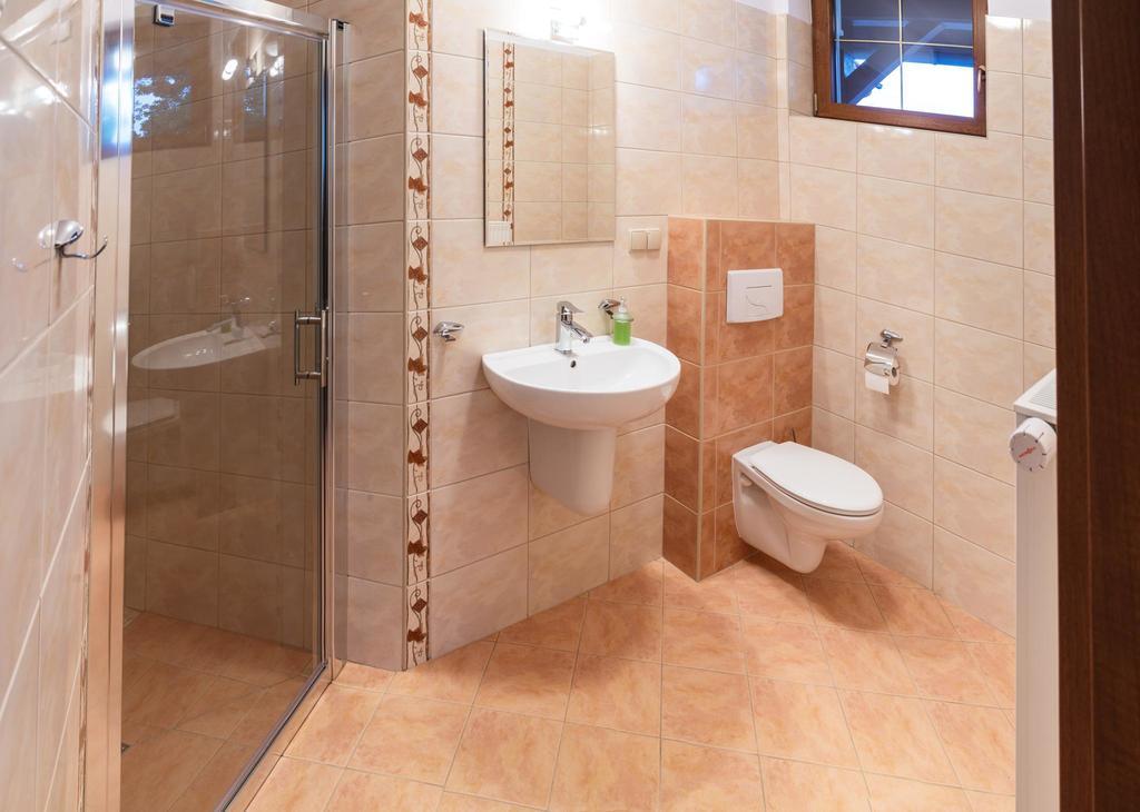 Vera Hotel Sulechów Екстериор снимка