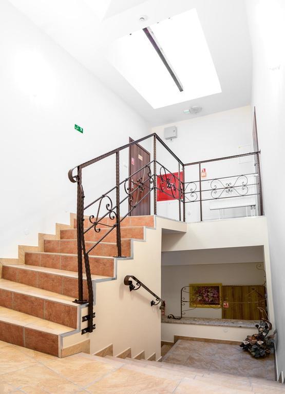 Vera Hotel Sulechów Екстериор снимка