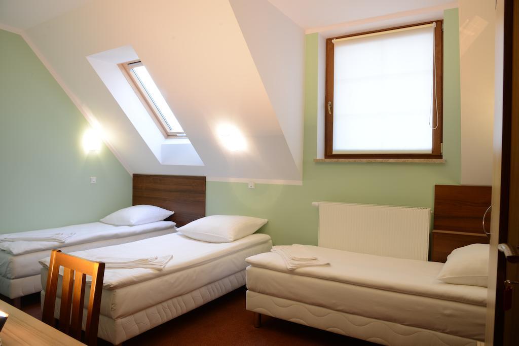 Vera Hotel Sulechów Стая снимка