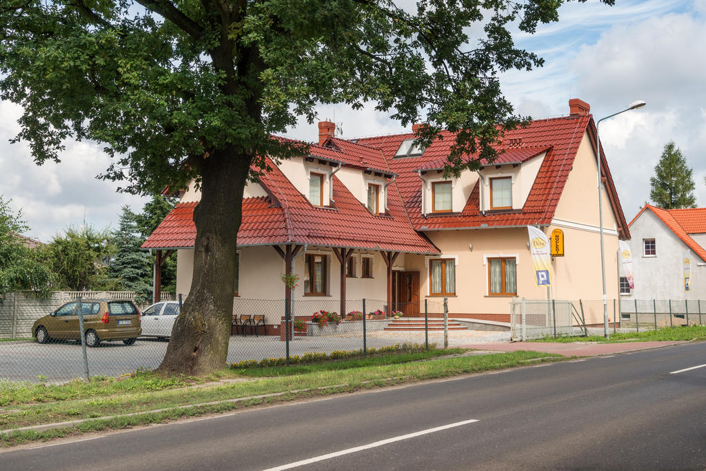 Vera Hotel Sulechów Екстериор снимка