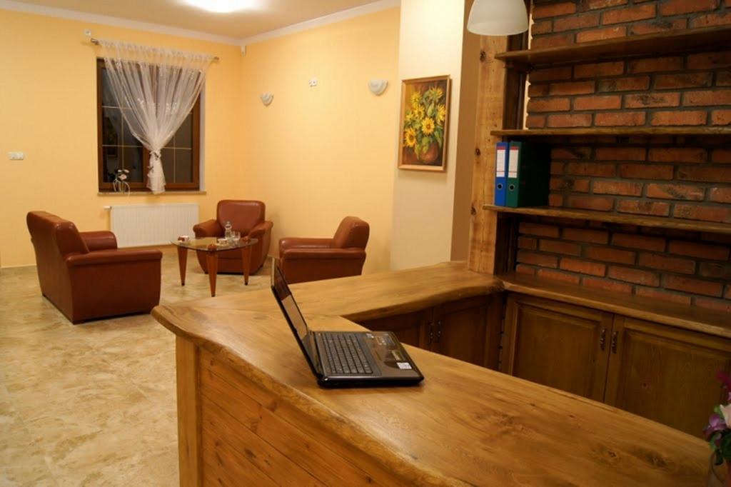 Vera Hotel Sulechów Екстериор снимка